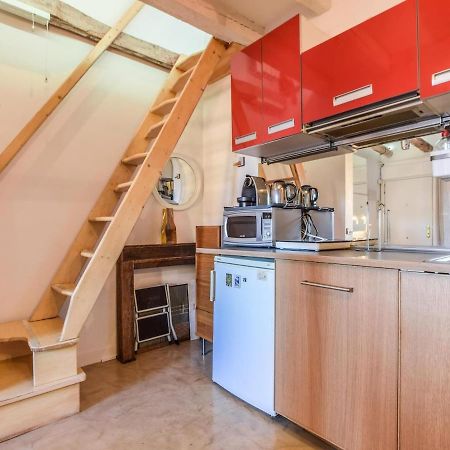 Apartamento En La Plaza De Lavapies Para 4 Personas Madrid Exterior photo